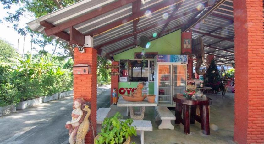 Oyo 75372 Flight Hut 2* Hua Hin